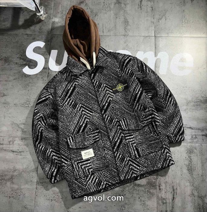 いつも年末には完売しちゃう 絶対欲しい新作 安心の国内発送超可愛いStone Islandコート偽 ブランド 販売_0_2