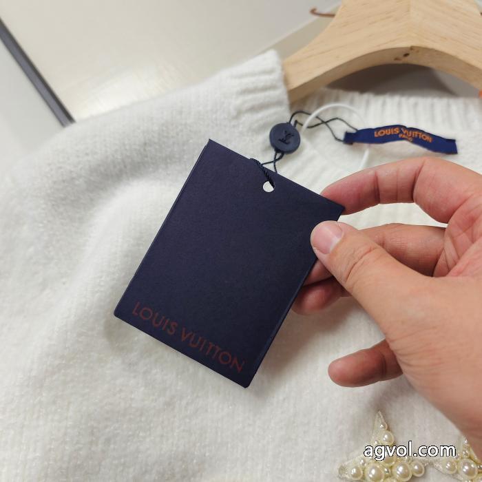 LOUIS VUITTON偽物 ブランドセーター本当に着心地のいい 26ss　関税込み 華やかに演出する.._0_2