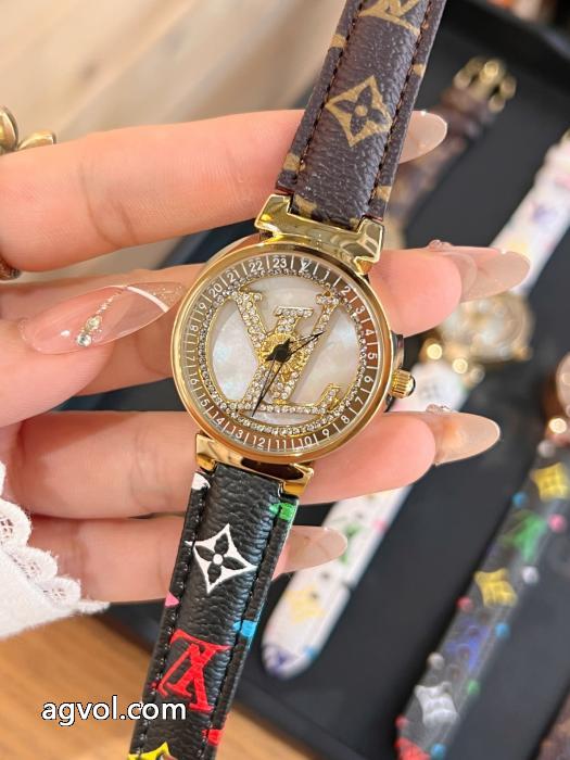 スーパー コピー ブランドLOUIS VUITTONセール中 2026冬更新人気商品 万能アイテム&nbsp;&nbsp;&nbsp;&nbsp;腕時計.._0_0