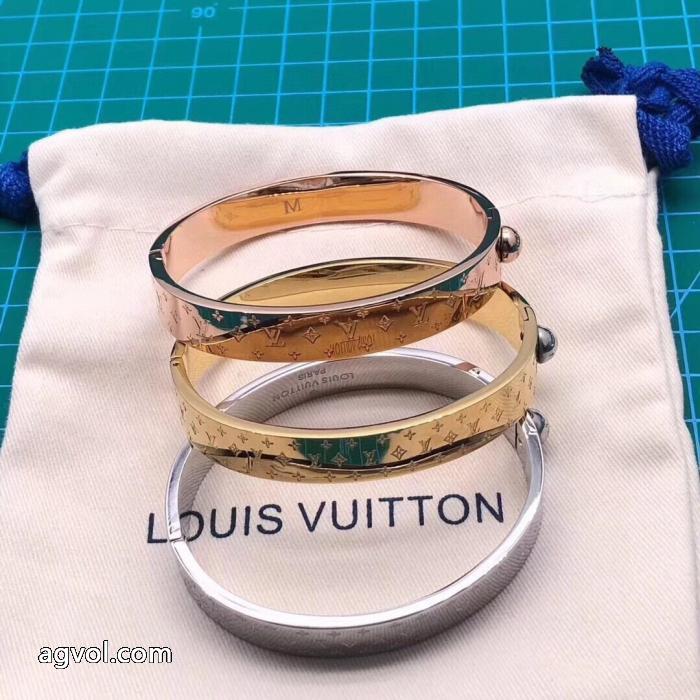 首胸ロゴ 定番の魅力 新価格で登場！スーパー コピー  LOUIS VUITTONブレスレット_0_8