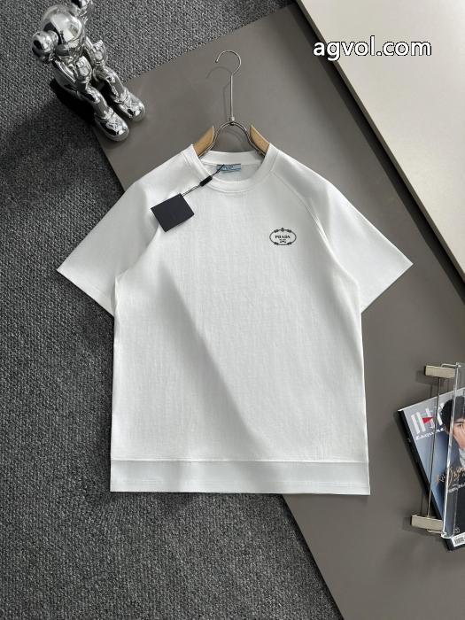 プラダブランド 偽物 激安 通販Tシャツ2026新作セール 高品質  最強の定番コーデ_0_3