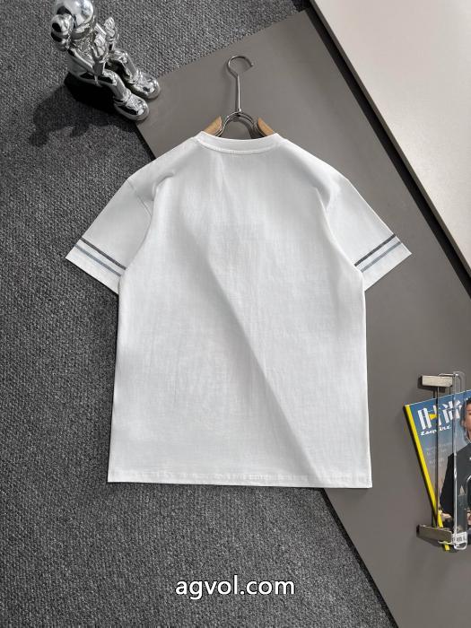Tシャツスーパー コピー 品FENDI激安通販 爆買い最新作 VIP価格アイテム_0_3