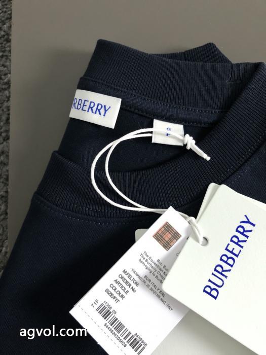 Tシャツ話題沸騰 今年の大トレンド 人気が再燃！BURBERRYスーパー コピー  _0_1