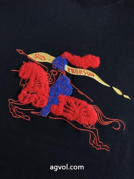 Tシャツ話題沸騰 今年の大トレンド 人気が再燃！BURBERRYスーパー コピー  _0_3