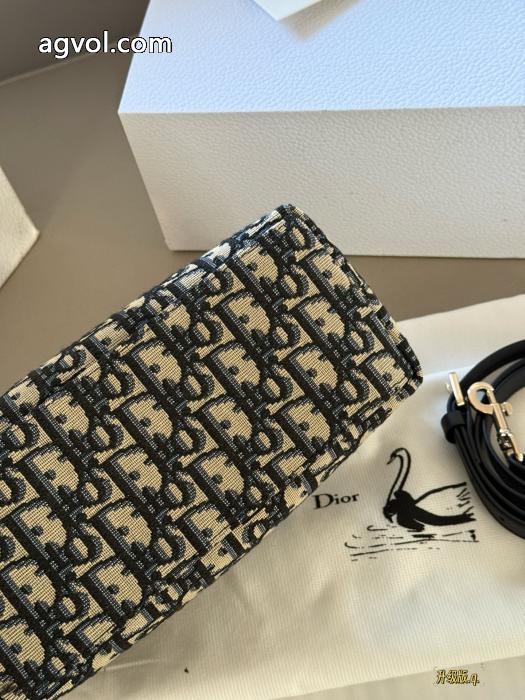 &nbsp;&nbsp;&nbsp;&nbsp;バッグブランド コピー 専門店お洒落な印象 数量限定得価 高級感を演出DIOR.._0_2