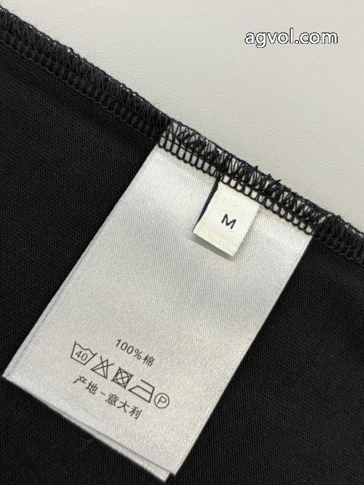 &nbsp;&nbsp;&nbsp;&nbsp;半袖Tシャツ着まわし抜群カラー 人気ブランド秋冬の新作が続々登場 値下げ！DIORブランド 激安 .._0_4