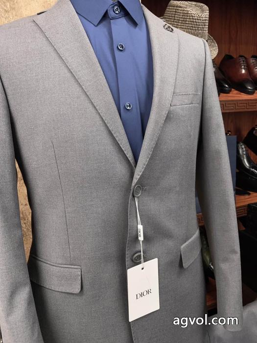 DIORブランド 通販 激安元気な印象に すごく稀少カラー 明るいイメージを持た&nbsp;&nbsp; スーツ.._0_2