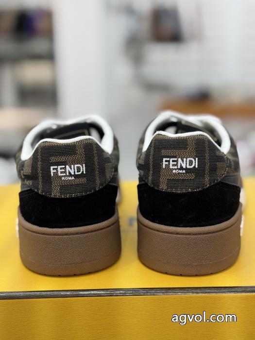 &nbsp;&nbsp;&nbsp;&nbsp;スニーカーFENDI通販 ブランド抜群の雰囲気が作れる! 贈り物に2026年度 上品でベーシック._0_4