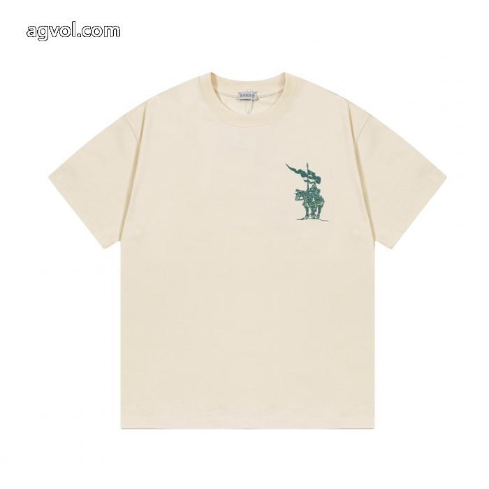 半袖TシャツBURBERRY実用性は勿論 ジュアル感強めの着 爆発的人気　再入荷ブランド コピー 販売 店_0_2