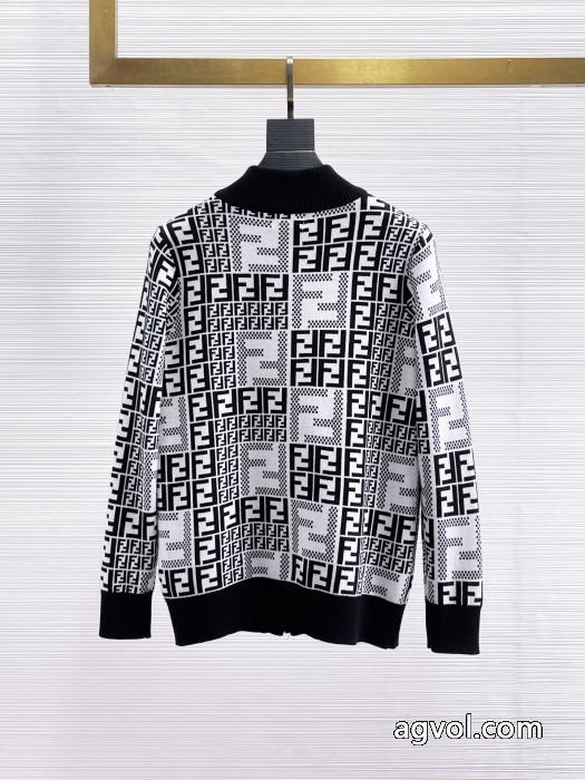 爆発的人気　再入荷 HOT260%新品 履き心地FENDIブランド コピー 激安コート_0_0