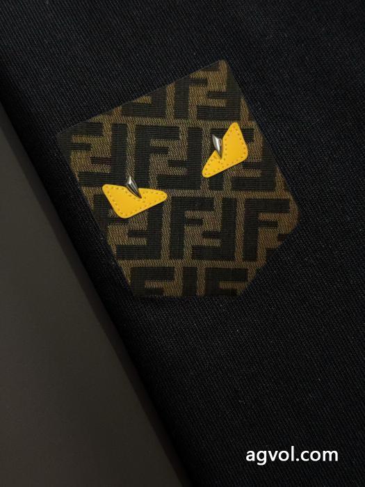 ブランド 品 コピーFENDI半袖Tシャツ今シーズン新作！大人もOK！ 新作入荷新品 今季新作 セール_0_2