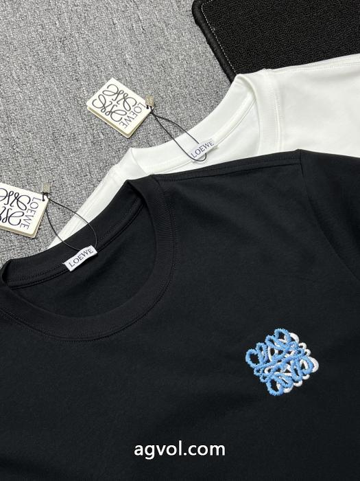最新2026 海外セレブ定番愛用  日本完売半袖Tシャツブランド コピー  LOEWE_0_3