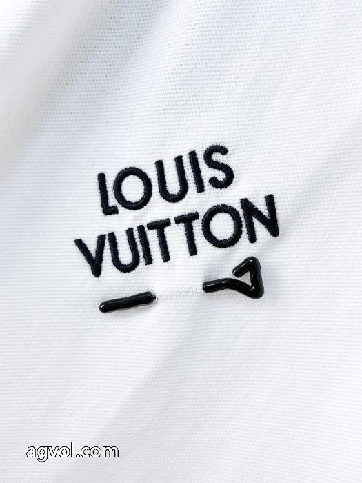 スーパー コピー 安心&nbsp;&nbsp;&nbsp;&nbsp;半袖Tシャツ洗練された魅力が光る 人気商品 おしゃれな美品LOUIS VUITTON.._0_0