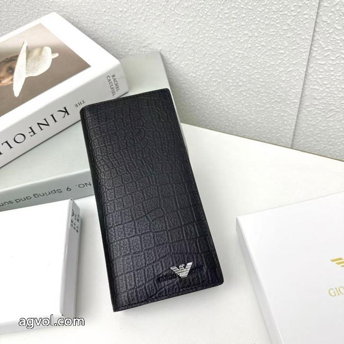 ロゴ入り新作  2026秋冬最重要アイテム 上品スタイルスーパー コピー 通販 優良財布ARMANI.._0_2