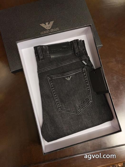 ブランド スーパー コピー 通販ARMANI&nbsp;&nbsp;&nbsp;&nbsp;ジーンズヒットする秋冬コレクション 今年のトレンド！ より格上げして.._0_0