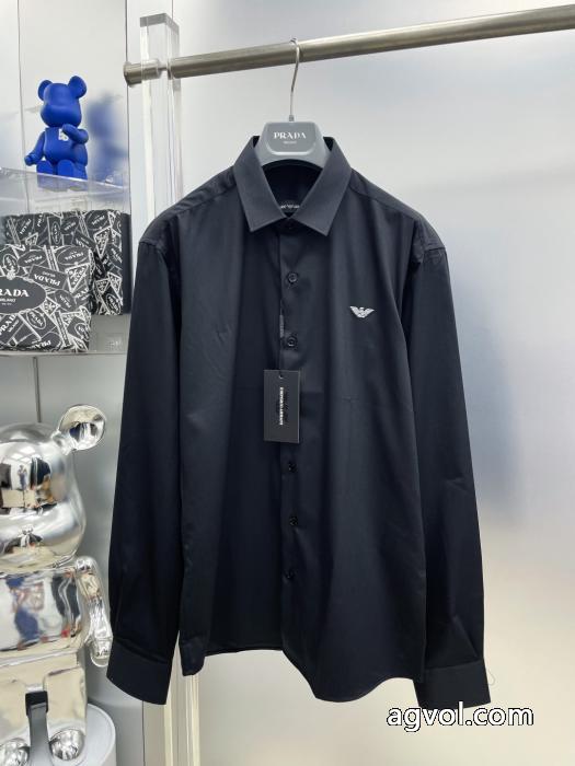 限定特価 上品さ漂う 素材感に注目アルマーニ&nbsp;&nbsp;&nbsp;&nbsp;長袖Tシャツブランド コピー 販売 店.._0_0