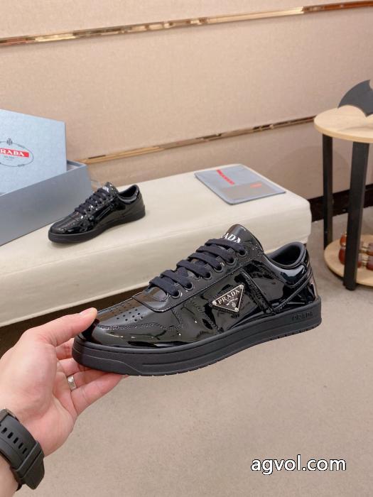 ブランド コピー s 級PRADA&nbsp;スニーカー若々しい雰囲気 セールで狙う 新色入荷._0_2