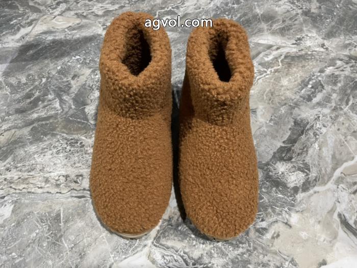 ブランド アクセサリー 激安靴 ブーツPRADA大人気コラボ商品 今流行 軽快に着こなせる._0_0
