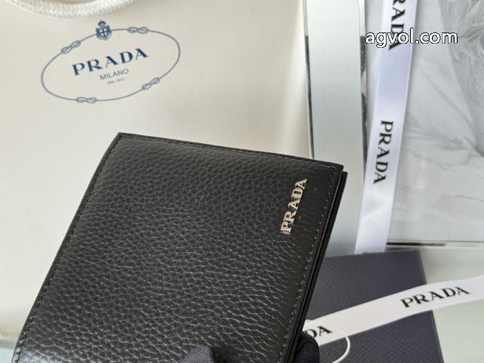 オススメな秋冬新作 格好良い 人気新作　ロゴ入り&nbsp;&nbsp;&nbsp;&nbsp;財布コピー 商品 販売PRADA.._0_0