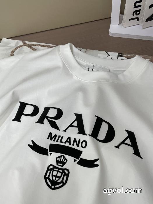 &nbsp;&nbsp;&nbsp;&nbsp;半袖Tシャツコピー 品 ブランド日本限定モデル 新たな世界に新作通販 季節を問わず活躍しプラダ.._0_0