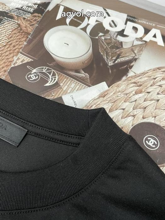 &nbsp;&nbsp;&nbsp;&nbsp;半袖Tシャツコピー 品 ブランド日本限定モデル 新たな世界に新作通販 季節を問わず活躍しプラダ.._0_4
