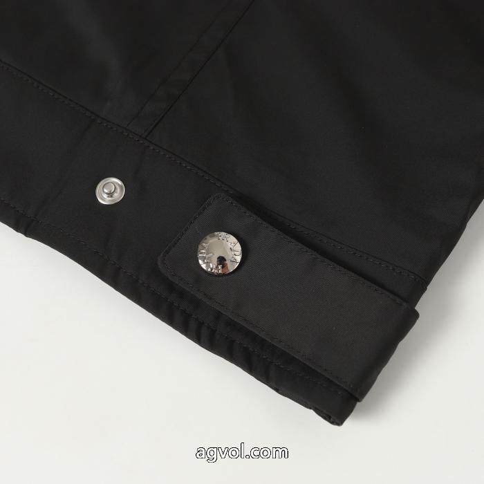 プラダジャケットコピー 商品 販売2026秋冬用 大人の色気を印象に 秋冬モデル_0_3