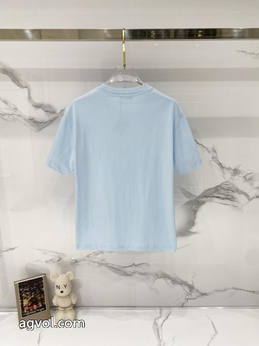 ロエベ数量限定 2026年秋冬流行ファッション お得な偽物 通販 Tシャツ_0_3