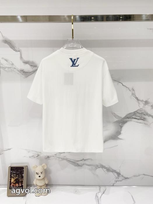 LOUIS VUITTON偽 ブランドTシャツ都会的感 大人のブランド 全体的に調和のある_0_3