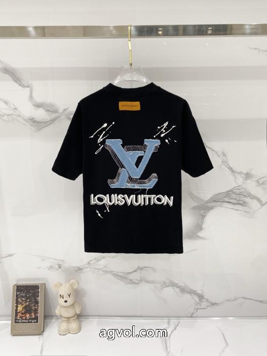 オトナの余裕 2026年秋冬コレクション  耐久性に優れLOUIS VUITTONTシャツスーパーコピー2026_0_1