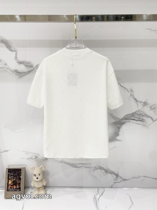 TシャツLOUIS VUITTONブランド スーパー コピー 優良店今度こそ完売！ 贅沢な逸品 新登場_0_2