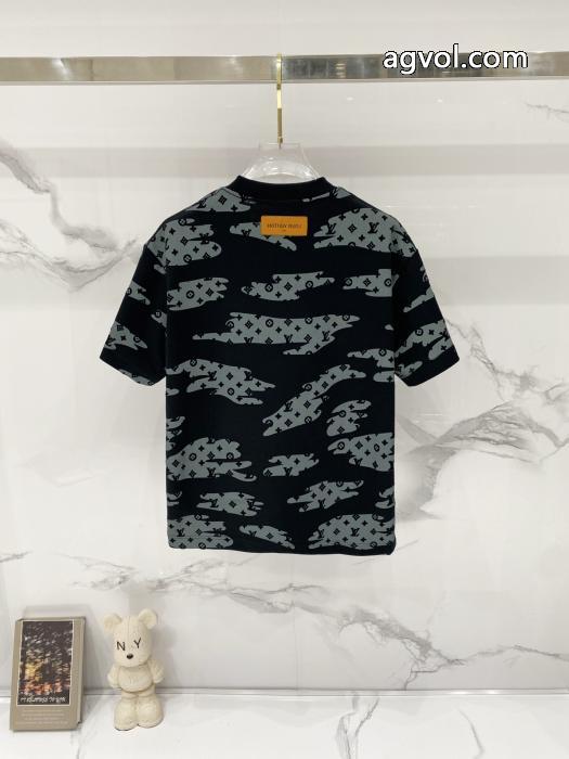 コピー 品 ブランドTシャツ尊い逸品 VIP価格26SS海外発  雑誌掲載新作ルイ ヴィトン_0_1