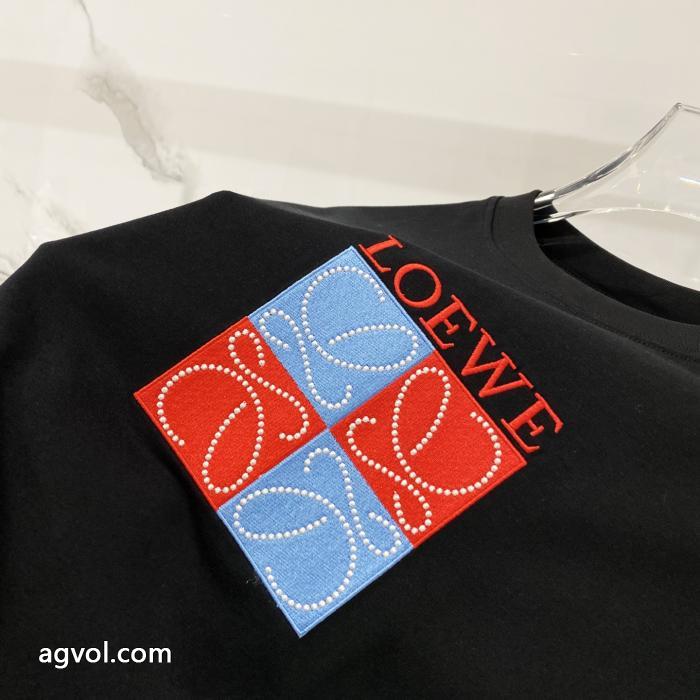ロエベTシャツコピー ブランド 販売カラバリ豊富 爆買いお得 清潔感で洗練され_0_0