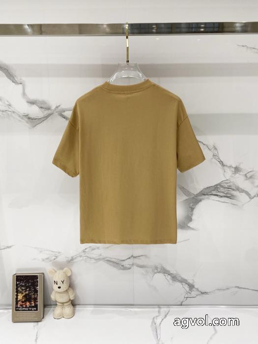 魅力をプラス 期間限定価格 話題人気商品Tシャツロエベ激安 通販 専門店_0_3