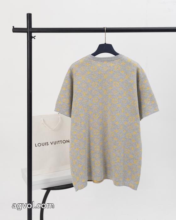 正規品 高品質 手頃価格でオシャレLOUIS VUITTONTシャツブランド 偽物_1_1