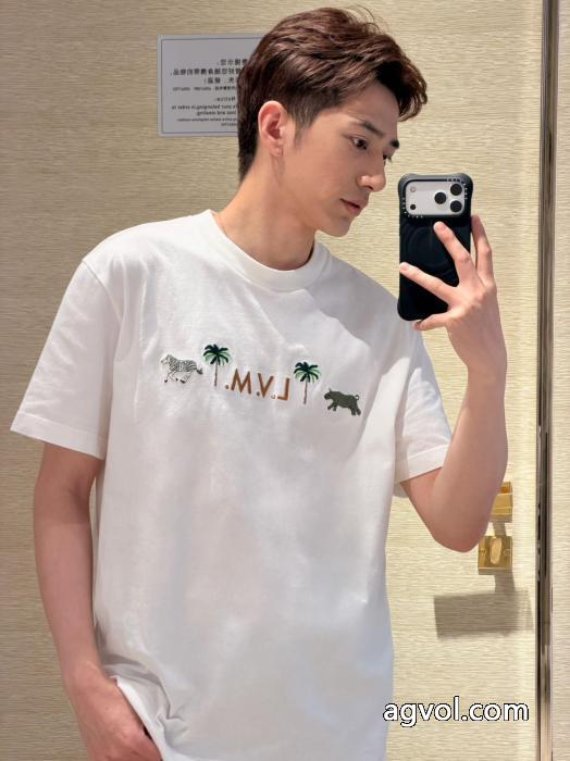 男女共用 シルエットな雰囲気 手持ち&ショルダー掛けTシャツLOUIS VUITTONスーパー ブランド コピー_0_4