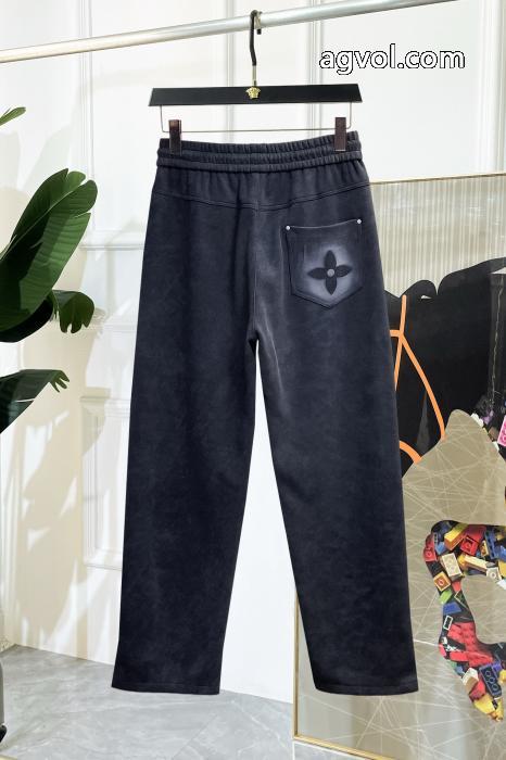 ブランド コピー 販売質感に満足 最強の定番コーデ 【人気ブログ掲載】  &nbsp;&nbsp;&nbsp;&nbsp;スラックスLOUIS VUITTON.._0_1