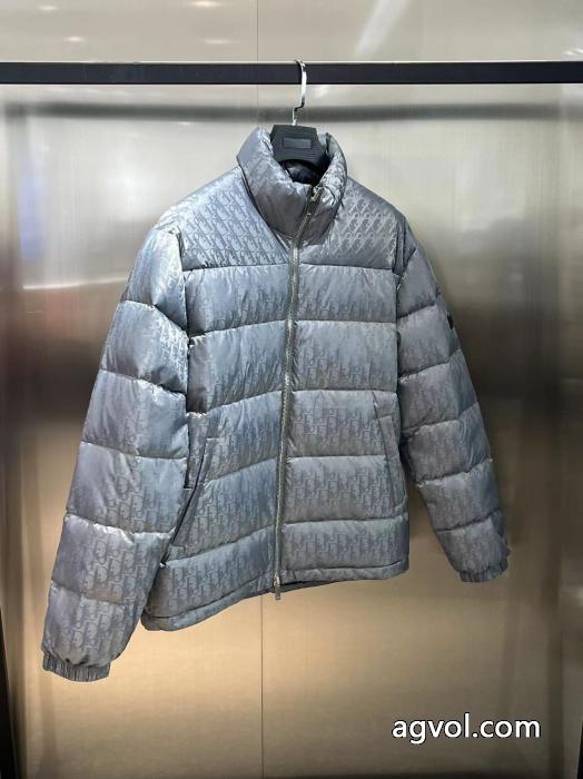 偽 ブランド 販売&nbsp;&nbsp;&nbsp;&nbsp;ダウンジャケット税込国内発送 冬にぴったり限定アイテム 人気高いアイテムDIOR.._0_2