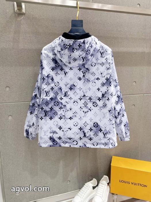ブランド 品 コピー今年度最新限定 安心の国内発送 お買い得品 LOUIS VUITTONコート._0_3