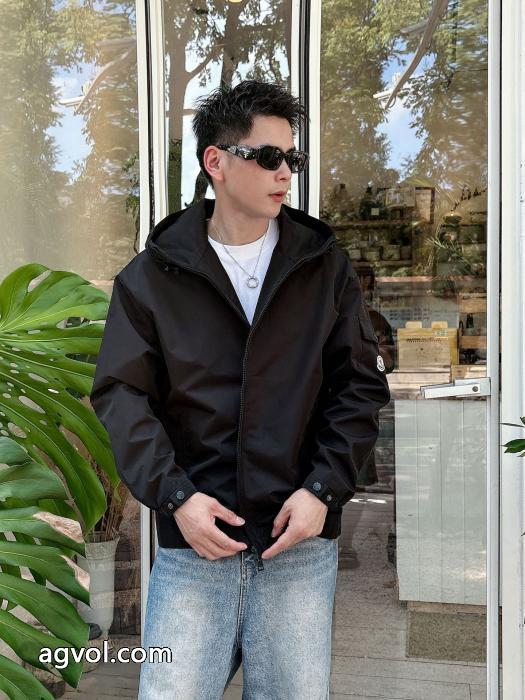 早い者勝ち 優しい色味がかわいい 絶対欲しい ジャケットブランド 激安 MONCLER_0_3