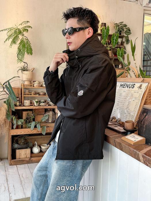 早い者勝ち 優しい色味がかわいい 絶対欲しい ジャケットブランド 激安 MONCLER_0_4