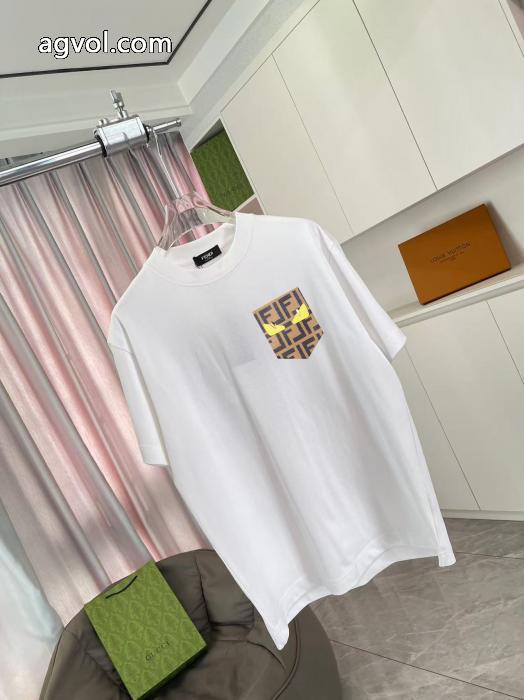 FENDIおしゃれ 海外限定モデル  女性大好き偽物 ブランド 激安&nbsp;&nbsp;&nbsp;&nbsp;半袖Tシャツ.._0_0