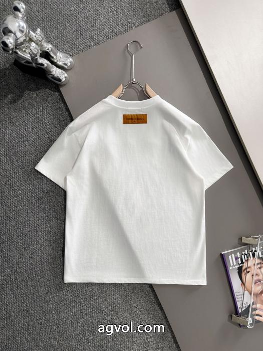半袖Tシャツコピー 品 ブランドお洒落な存在感  王道コンビ 店舗完売品LOUIS VUITTON_0_1