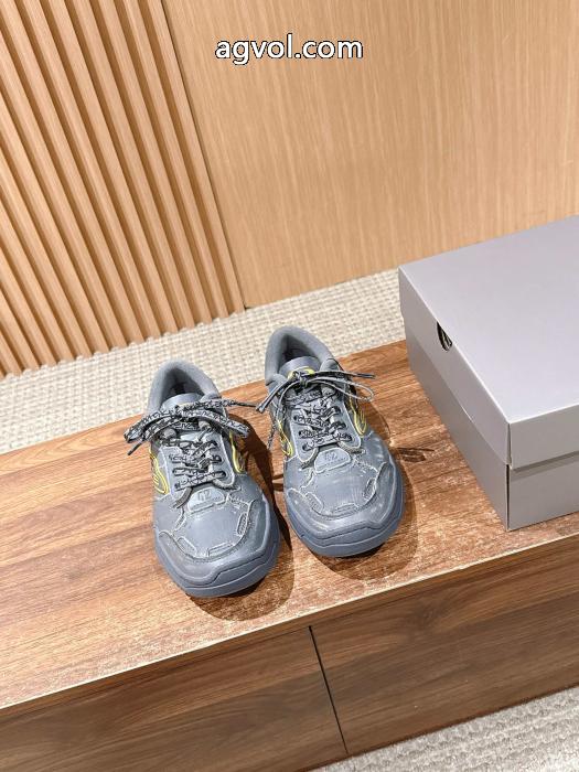 2026激安セール最高峰 大人気ブランド 季節感のある&nbsp;&nbsp;&nbsp;&nbsp;スニーカーコピー 通販balenciaga._0_0
