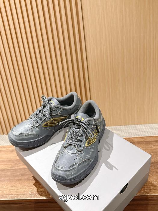 2026激安セール最高峰 大人気ブランド 季節感のある&nbsp;&nbsp;&nbsp;&nbsp;スニーカーコピー 通販balenciaga._0_3