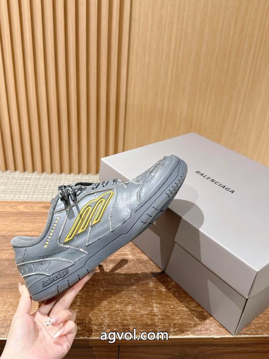 2026激安セール最高峰 大人気ブランド 季節感のある&nbsp;&nbsp;&nbsp;&nbsp;スニーカーコピー 通販balenciaga._0_4