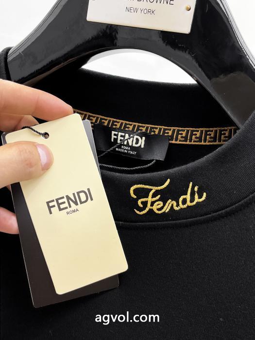 FENDIパーカーコピー 商品 通販売れるアイテム 長く愛用できる 定番最新作._0_4