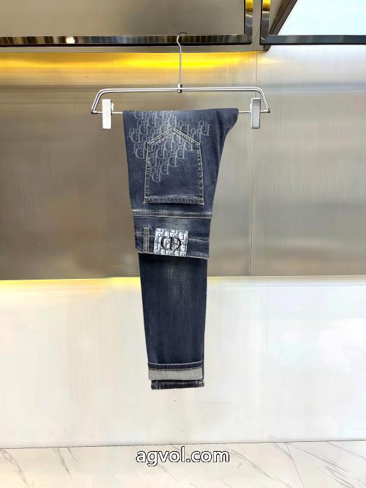 超激安価格 追跡有＋激安 爆発的人気コピー 品 販売DIORジーンズ_0_2