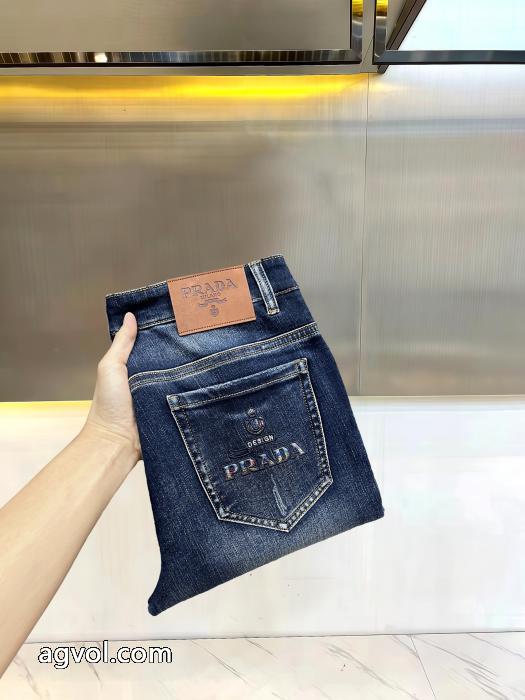 ブランド コピー 着払いPRADA2026年トレンド感が強い 大好評 完売前にジーンズ_0_4