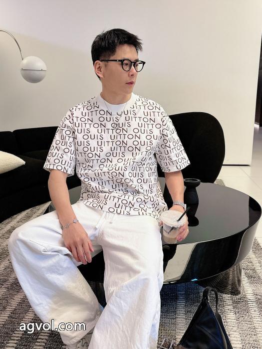 定番人気 新作限定 お買い得セールLOUIS VUITTON偽 ブランド サイト半袖Tシャツ_0_2