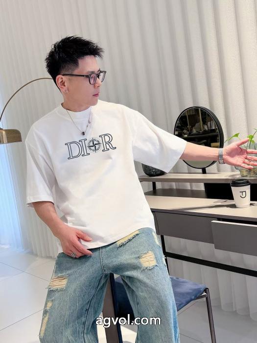 ブランド アクセサリー 激安DIOR半袖Tシャツおすすめ数量限定品 赤字超特価セール 限定大特価_0_4